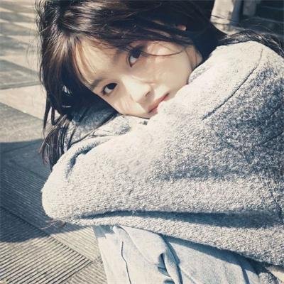 周围有婴儿的哭声吗？